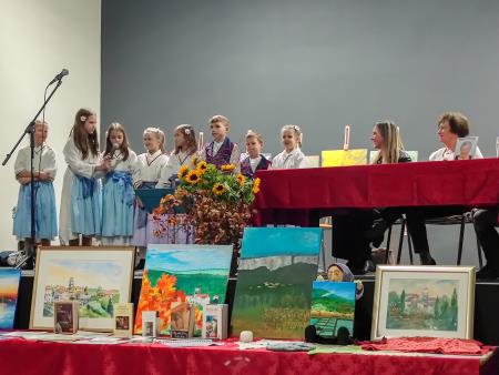 Spomine na Nado Morato sta obujali (z D) tudi  Barbara Dobrila in Tanja Jakomin Kocjančič (foto Saša Merkandel)